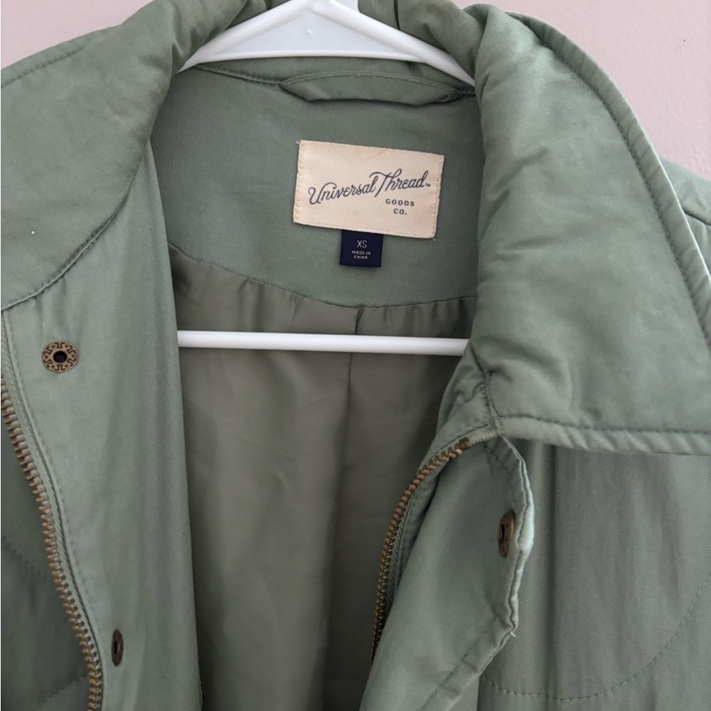 Universal Thread Sage Green Lightweight Jacket - Picture 3 of 7